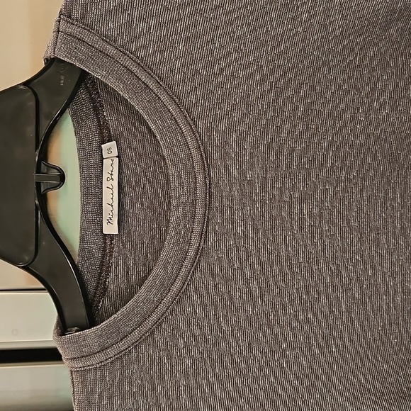 💕MICHAEL STARS💕 Fallon Shine Tee ~ Dark Gray Size NWOT - Picture 10 of 15